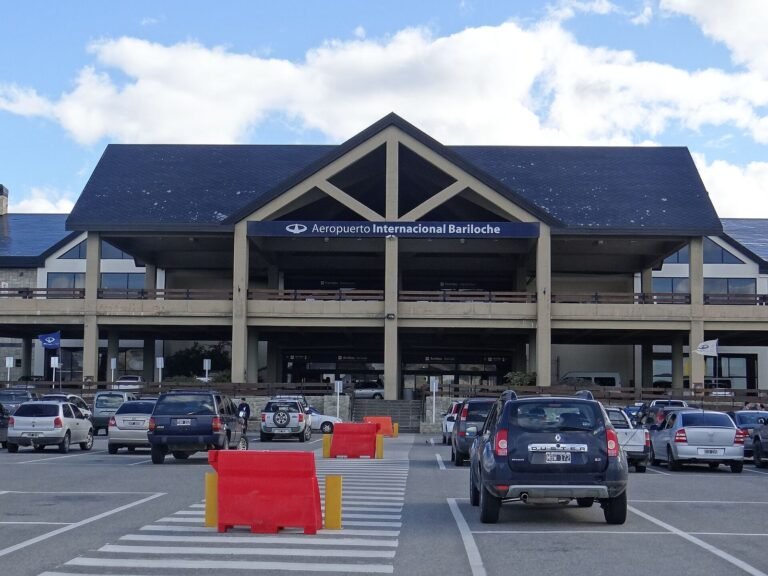 Como ir de Buenos Aires para Bariloche: terminal do Aeroporto Internacional de Bariloche